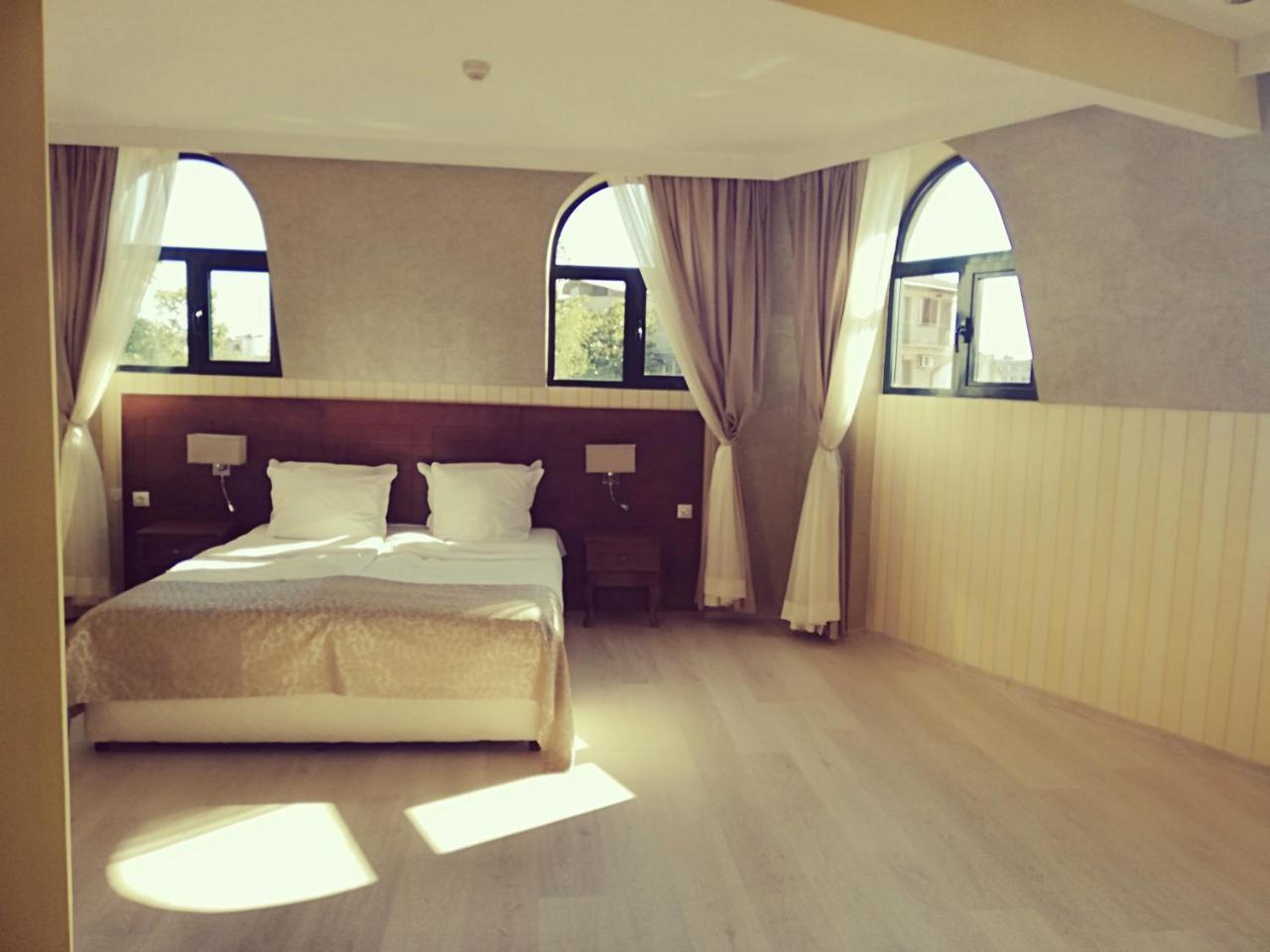 Hotel Plaza Burgas Zewnętrze zdjęcie